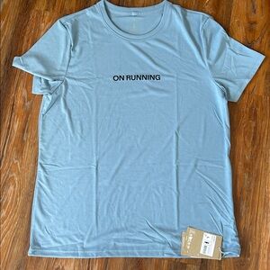 On Running Men’s Run T-Shirt NWT